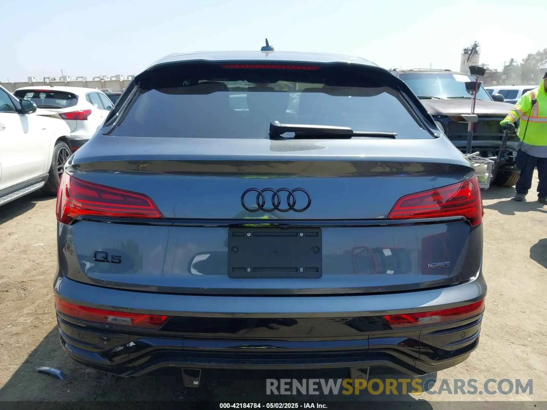16 Photograph of a damaged car WA15AAFY3R2138424 AUDI Q5 SPORTBACK 2024