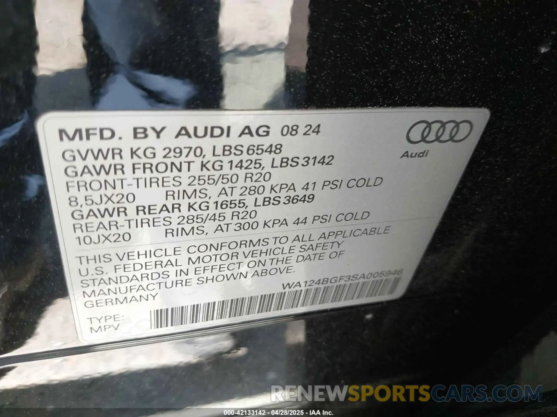 9 Photograph of a damaged car WA124BGF3SA005946 AUDI Q6 E-TRON 2025