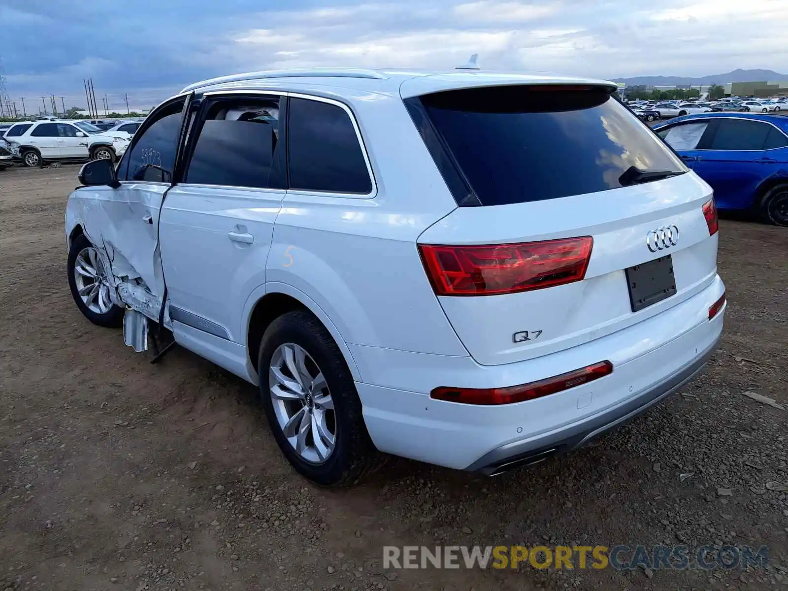 3 Photograph of a damaged car WA1AAAF70KD009833 AUDI Q7 2019