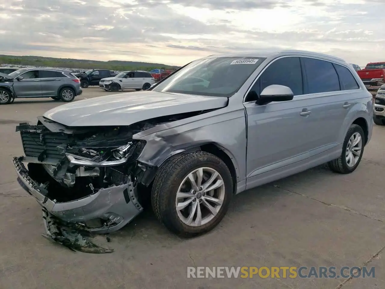 1 Photograph of a damaged car WA1AAAF73KD013939 AUDI Q7 2019