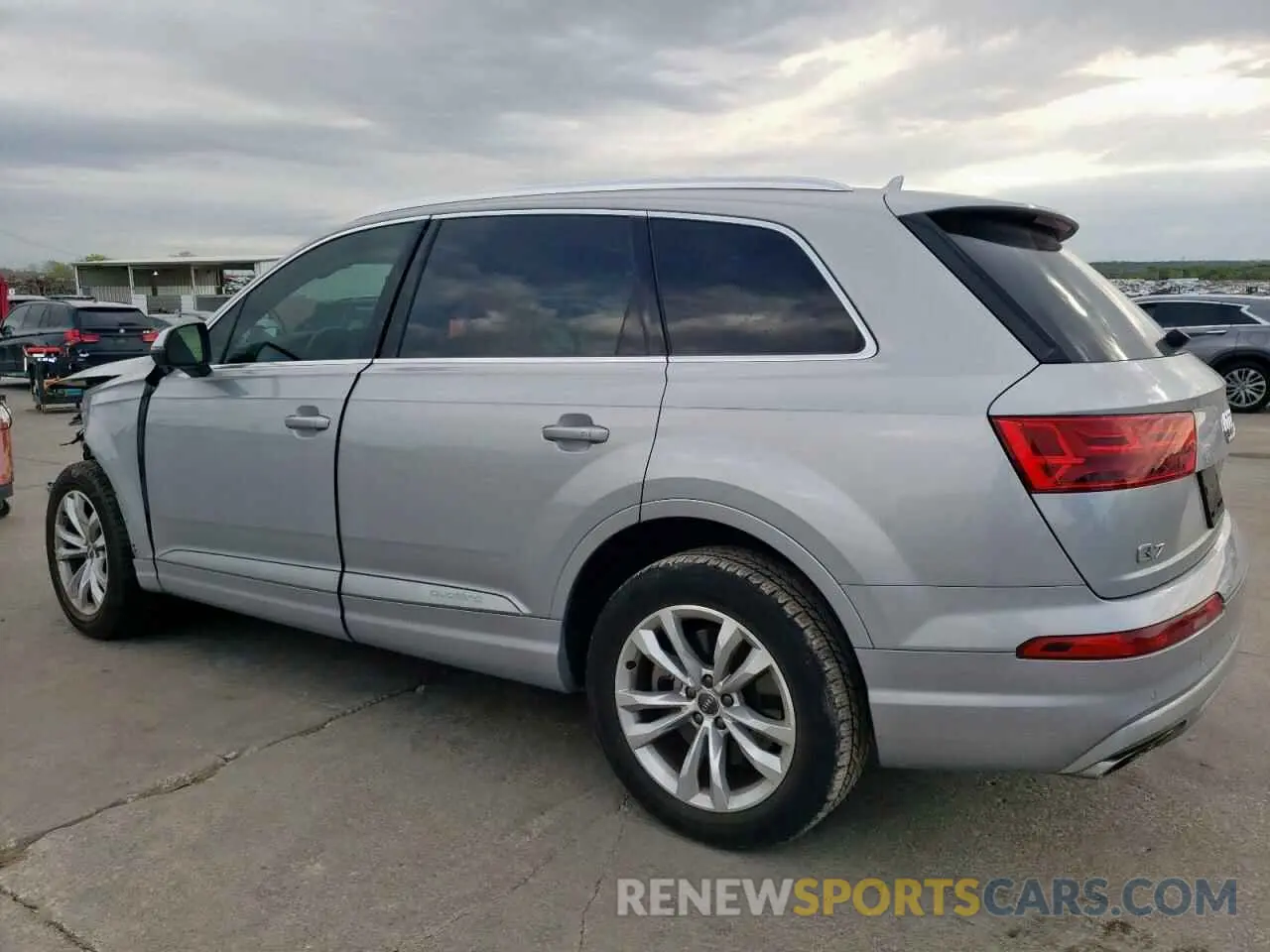2 Photograph of a damaged car WA1AAAF73KD013939 AUDI Q7 2019