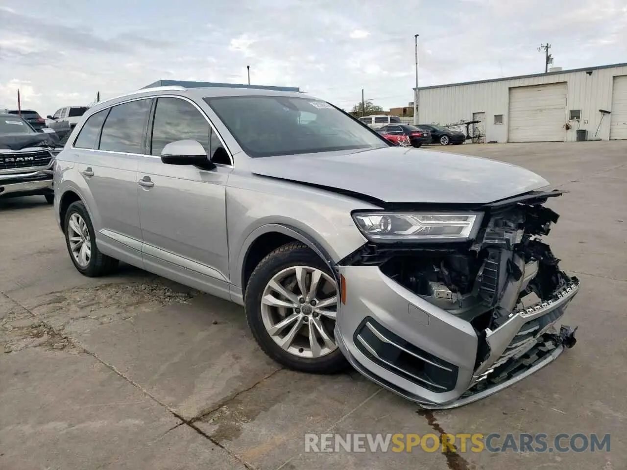 4 Photograph of a damaged car WA1AAAF73KD013939 AUDI Q7 2019