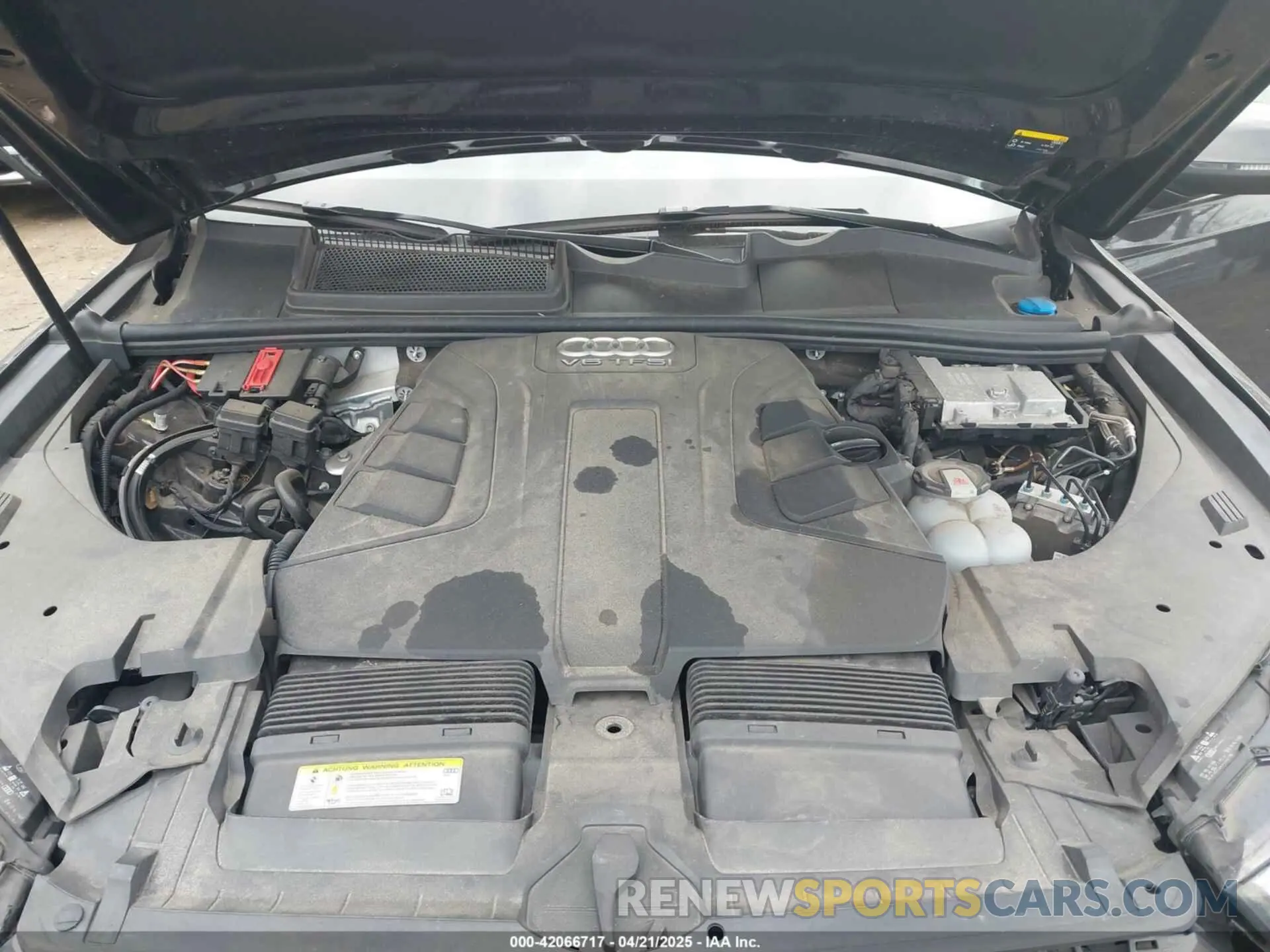 10 Photograph of a damaged car WA1AAAF74KD002299 AUDI Q7 2019