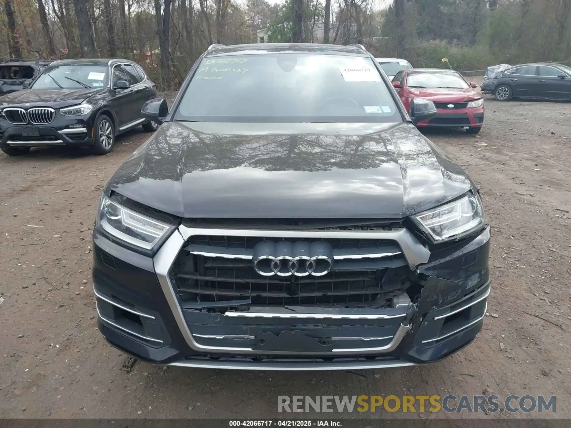 12 Photograph of a damaged car WA1AAAF74KD002299 AUDI Q7 2019