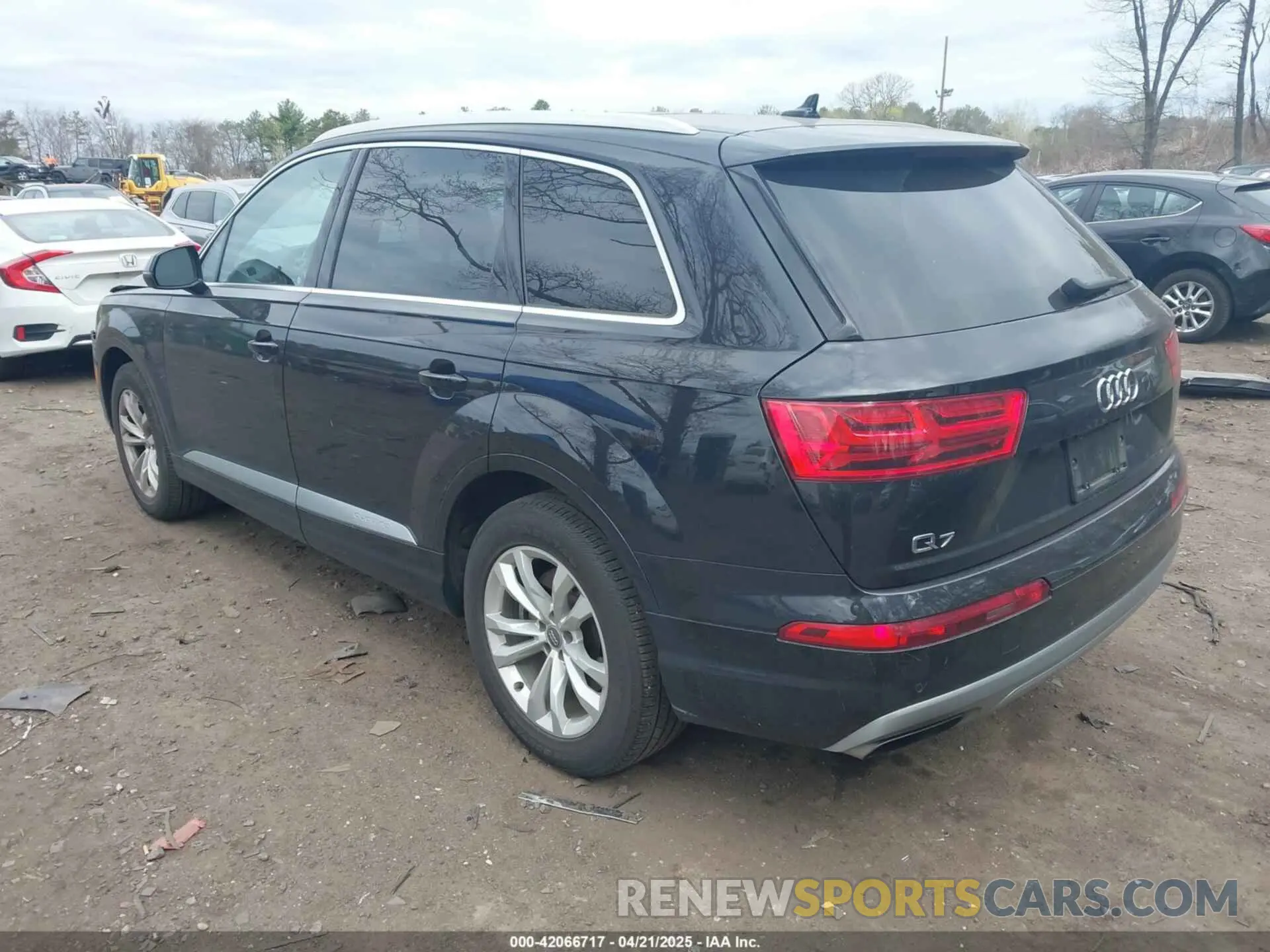 3 Photograph of a damaged car WA1AAAF74KD002299 AUDI Q7 2019