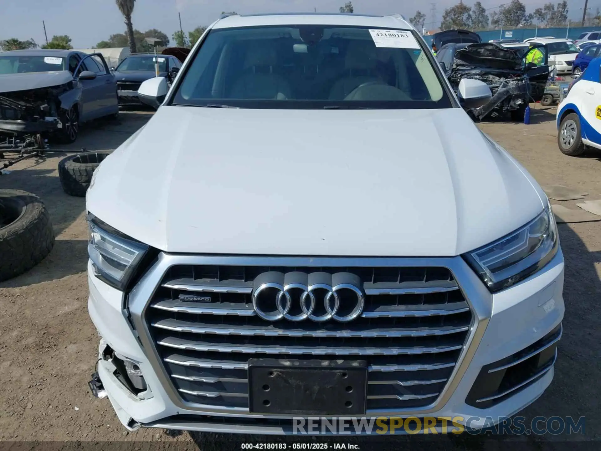 13 Photograph of a damaged car WA1AAAF74KD004991 AUDI Q7 2019