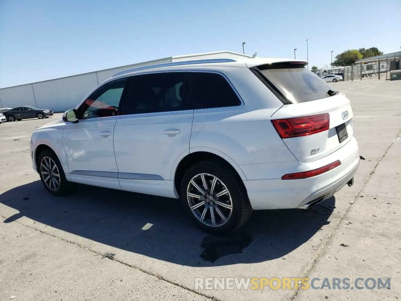 2 Photograph of a damaged car WA1AAAF78KD031577 AUDI Q7 2019