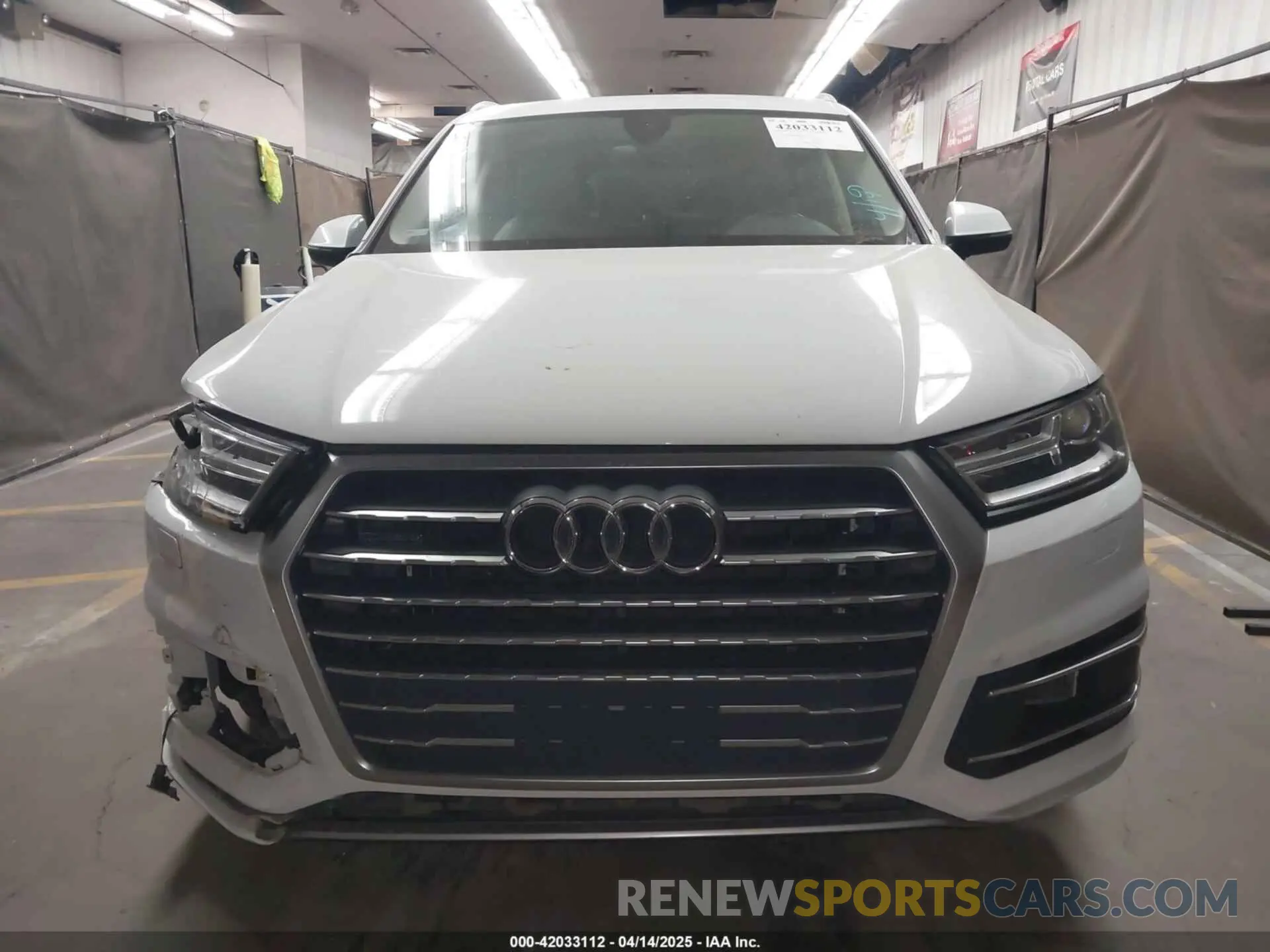 12 Photograph of a damaged car WA1AAAF79KD011001 AUDI Q7 2019