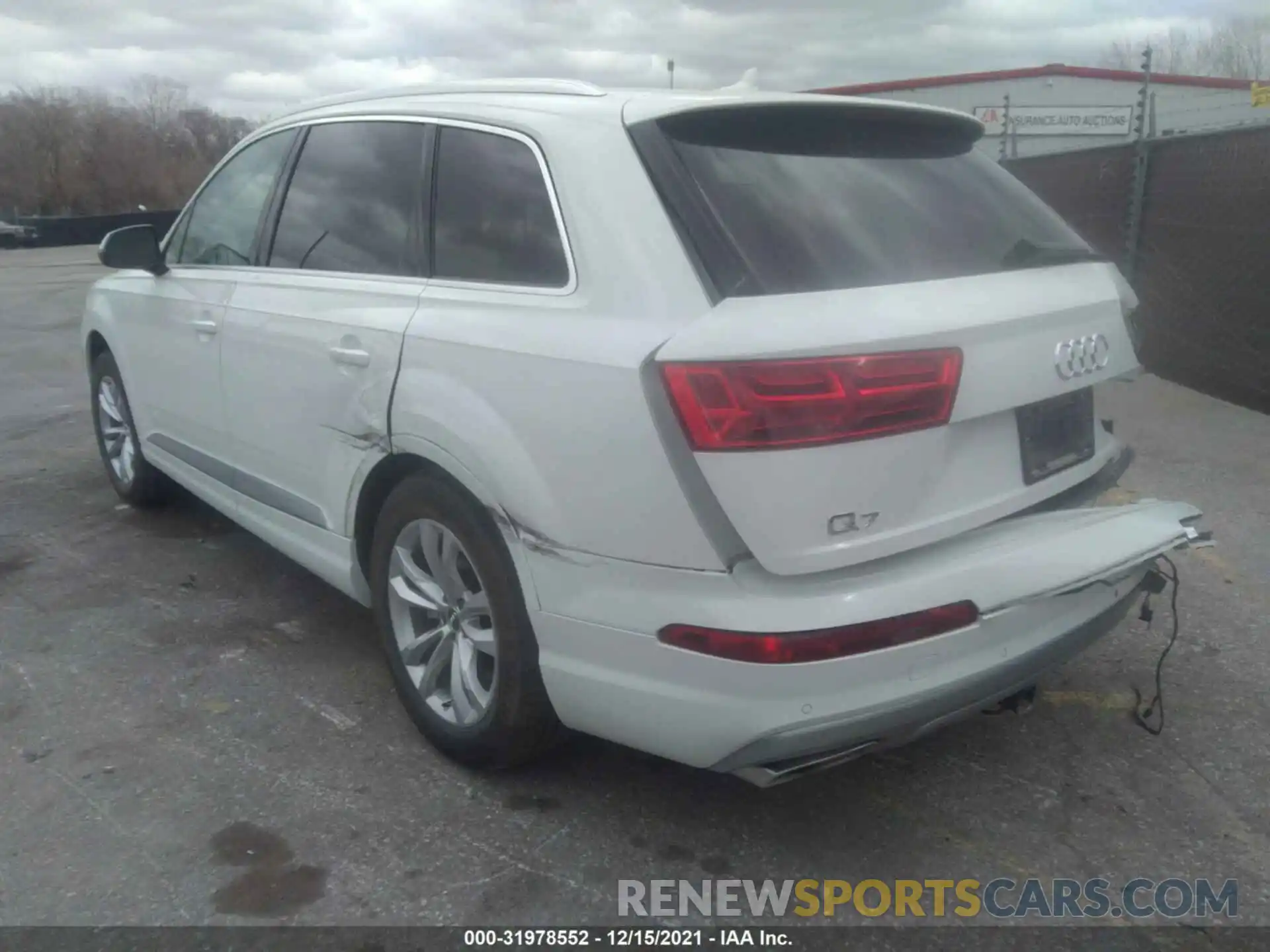 3 Photograph of a damaged car WA1AAAF7XKD013985 AUDI Q7 2019