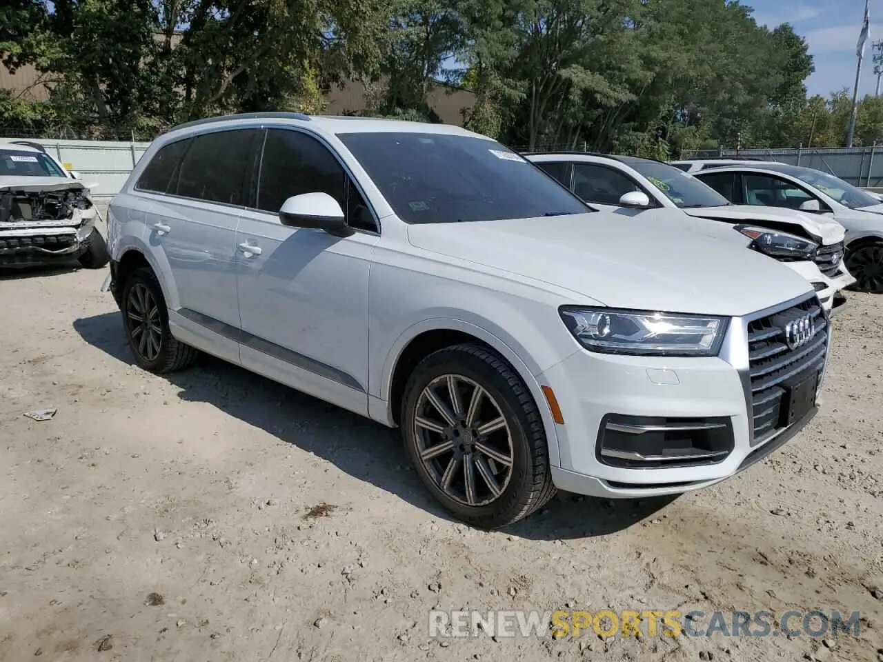 4 Photograph of a damaged car WA1AHAF70KD017555 AUDI Q7 2019