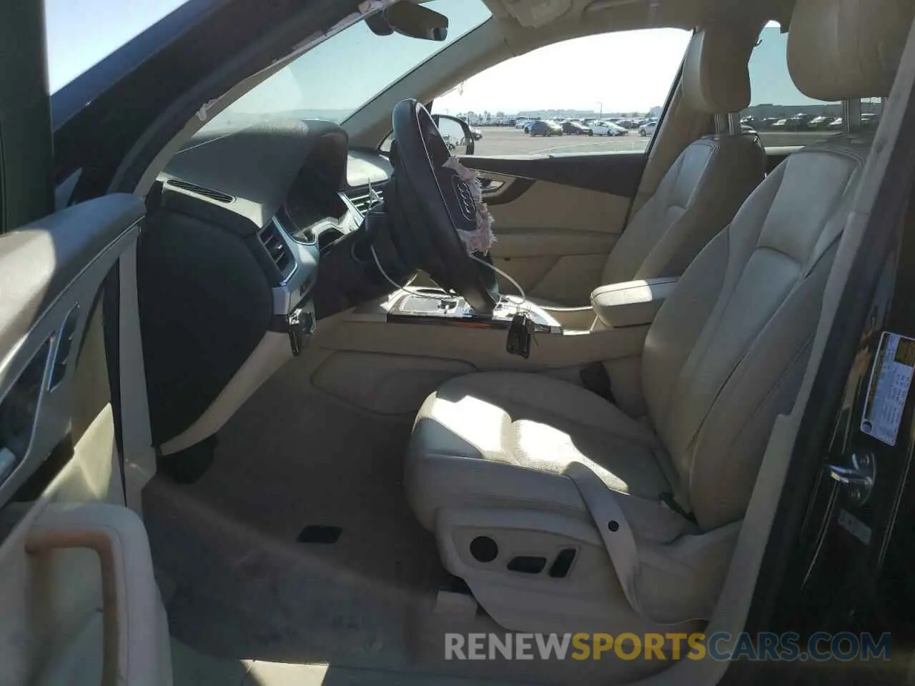 7 Photograph of a damaged car WA1AHAF71KD042237 AUDI Q7 2019