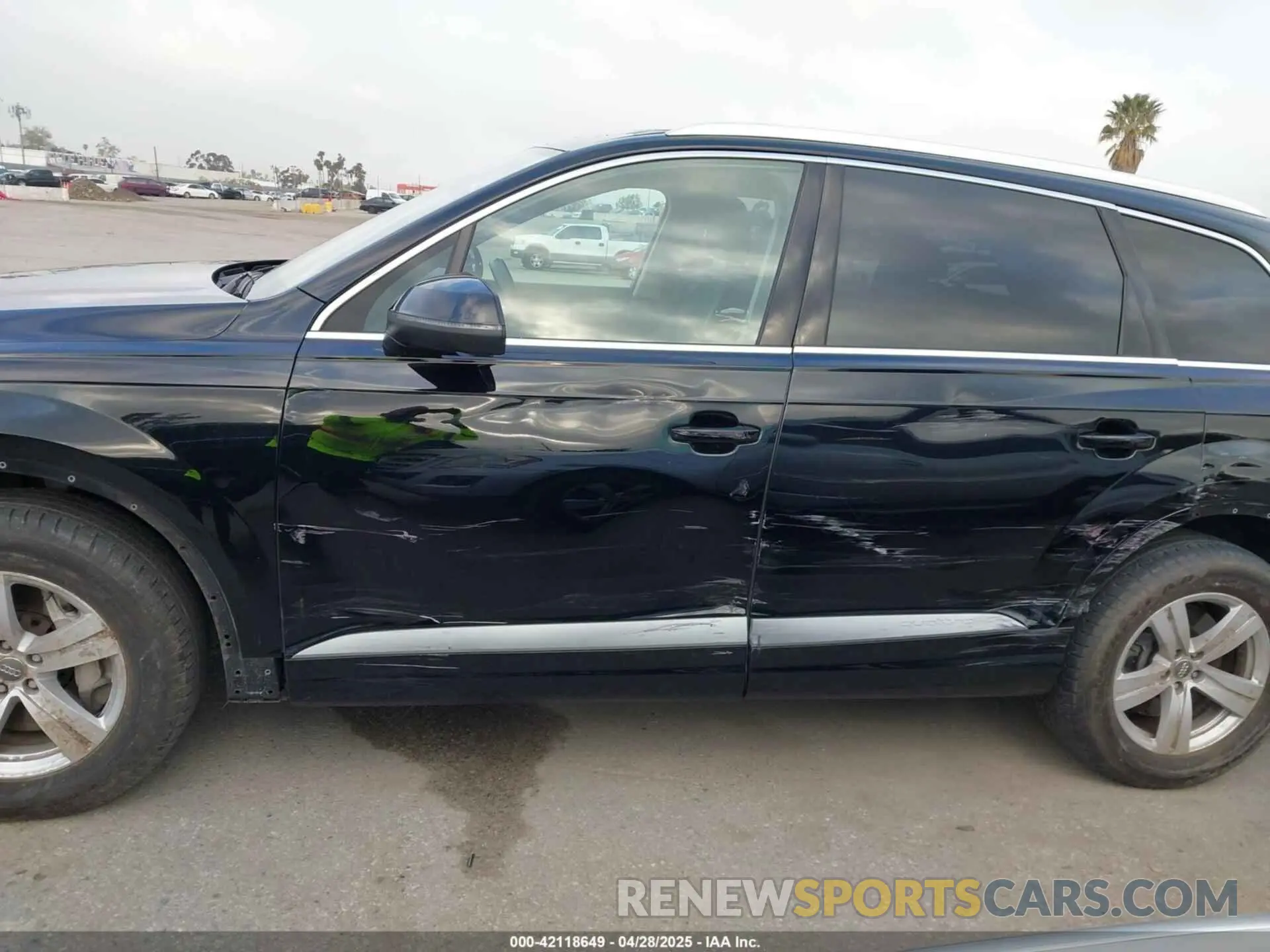 14 Photograph of a damaged car WA1AHAF73KD022295 AUDI Q7 2019