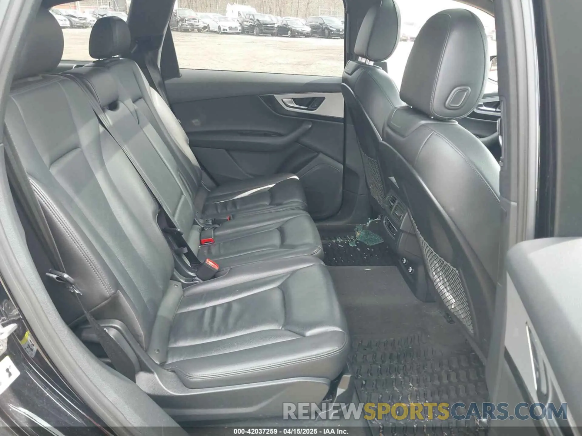 8 Photograph of a damaged car WA1AHAF74KD034469 AUDI Q7 2019