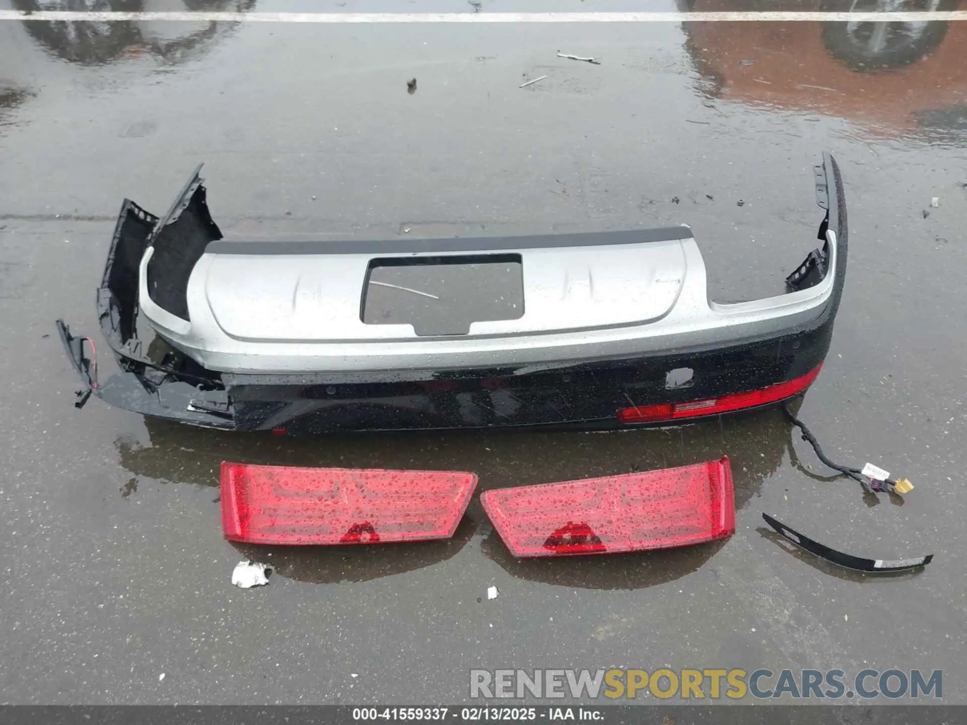 12 Photograph of a damaged car WA1AHAF75KD041057 AUDI Q7 2019