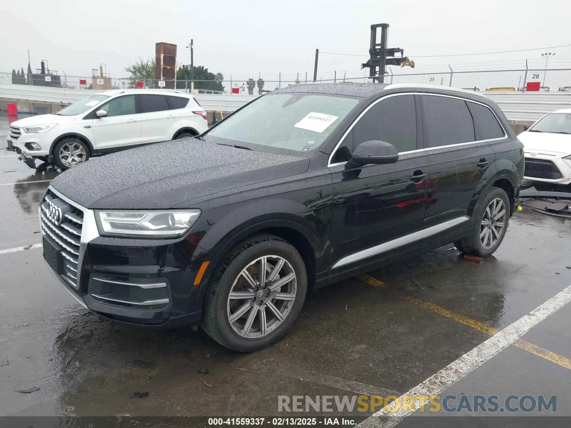 2 Photograph of a damaged car WA1AHAF75KD041057 AUDI Q7 2019