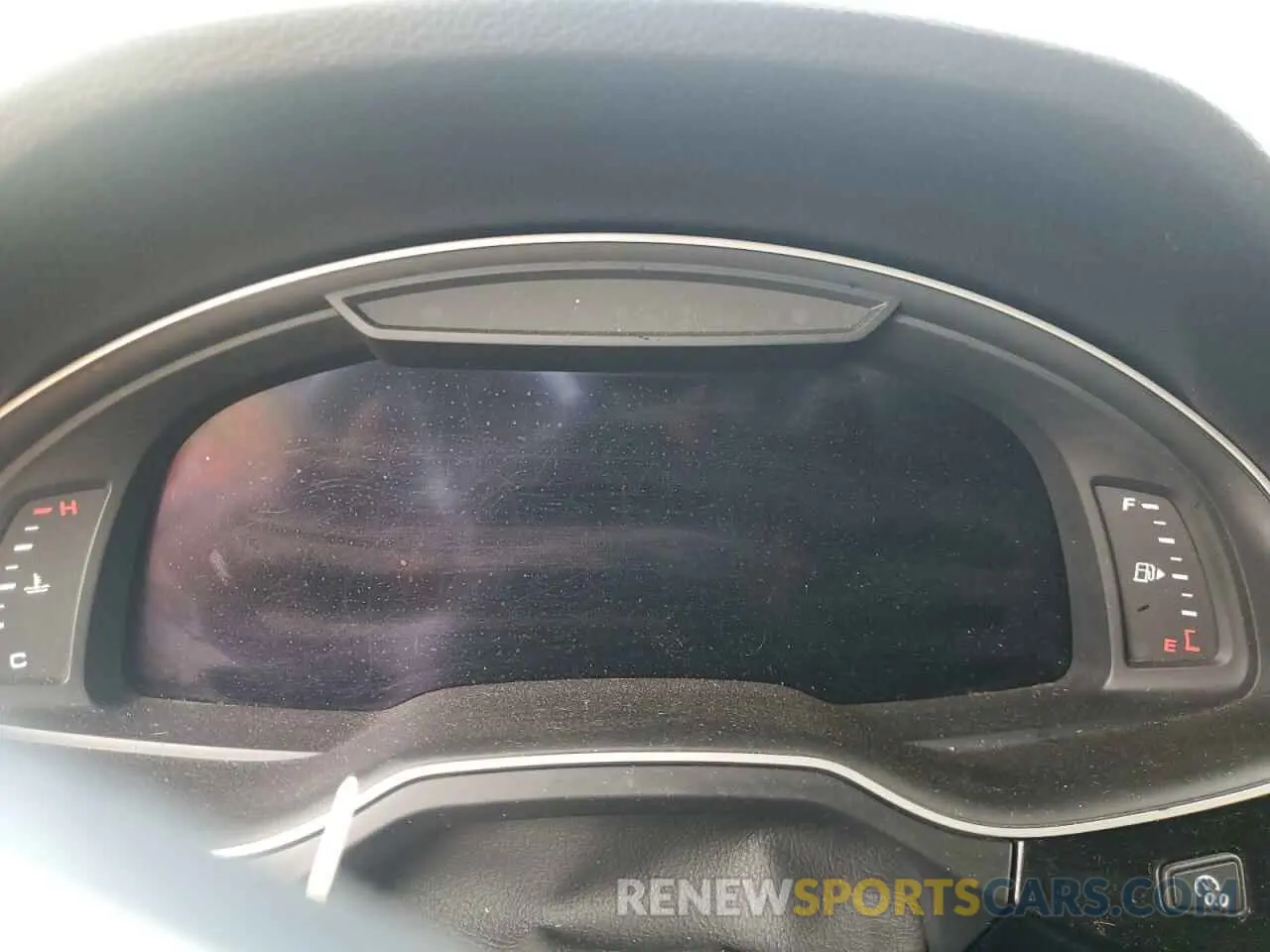9 Photograph of a damaged car WA1LAAF70KD002275 AUDI Q7 2019