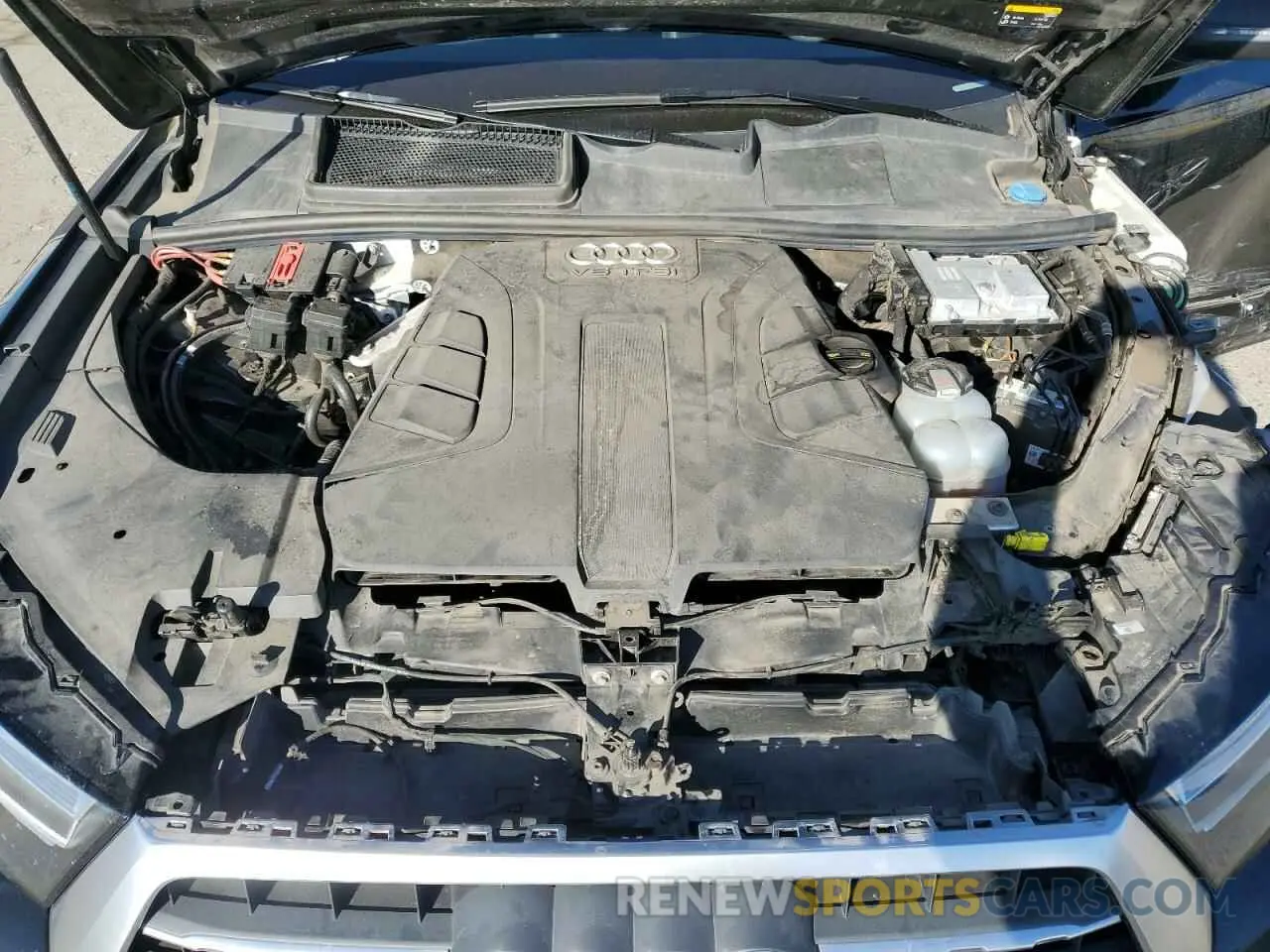 12 Photograph of a damaged car WA1LAAF70KD006746 AUDI Q7 2019