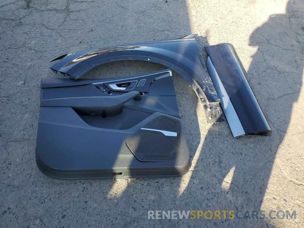 13 Photograph of a damaged car WA1LAAF70KD006746 AUDI Q7 2019