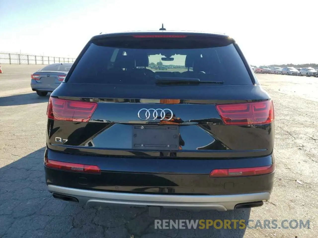 6 Photograph of a damaged car WA1LAAF70KD006746 AUDI Q7 2019