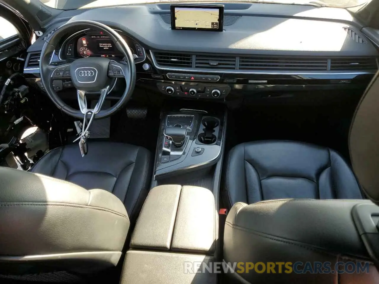 8 Photograph of a damaged car WA1LAAF70KD006746 AUDI Q7 2019