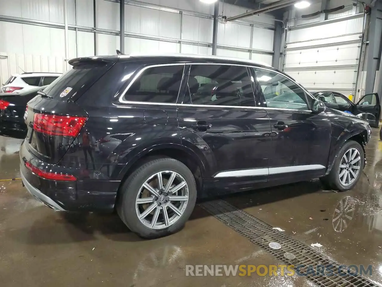 3 Photograph of a damaged car WA1LAAF70KD009226 AUDI Q7 2019