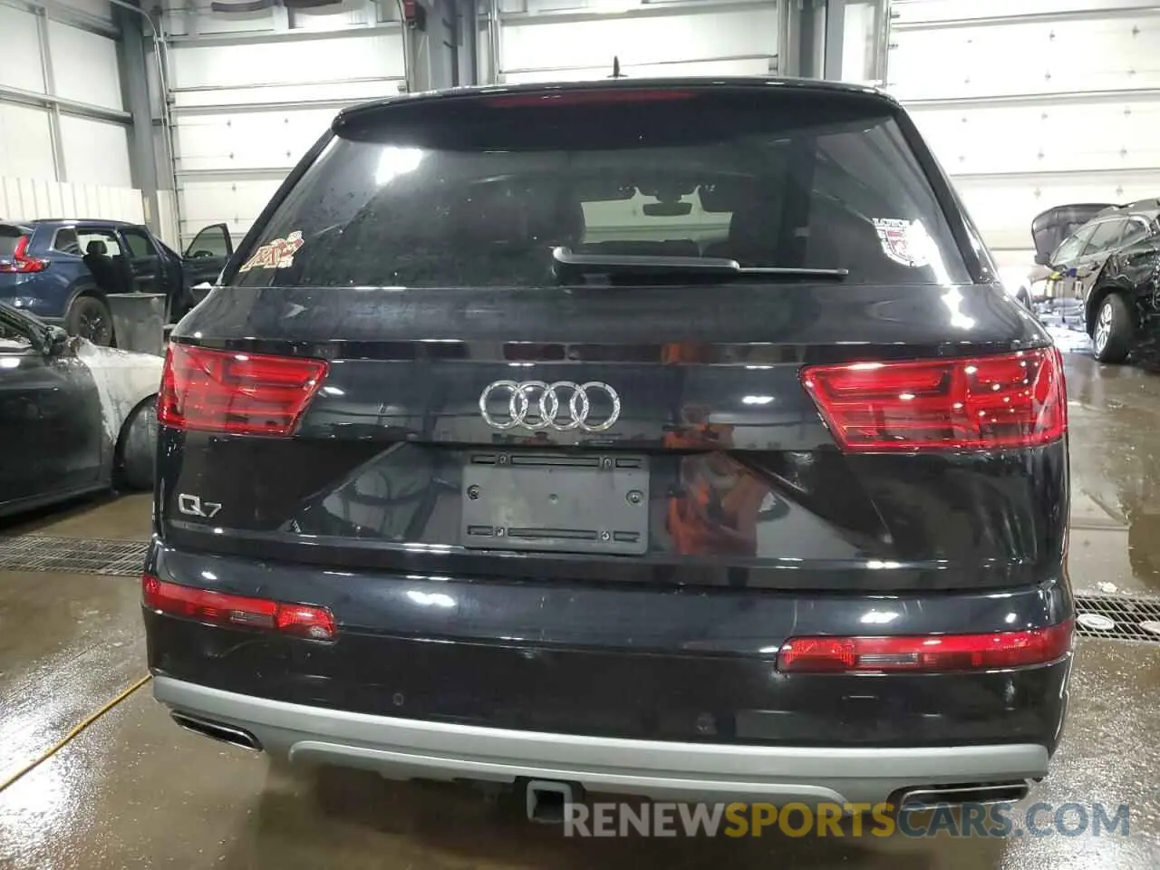 6 Photograph of a damaged car WA1LAAF70KD009226 AUDI Q7 2019