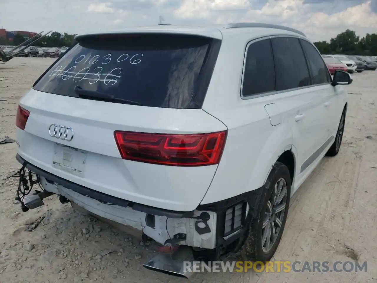 4 Photograph of a damaged car WA1LAAF70KD016306 AUDI Q7 2019