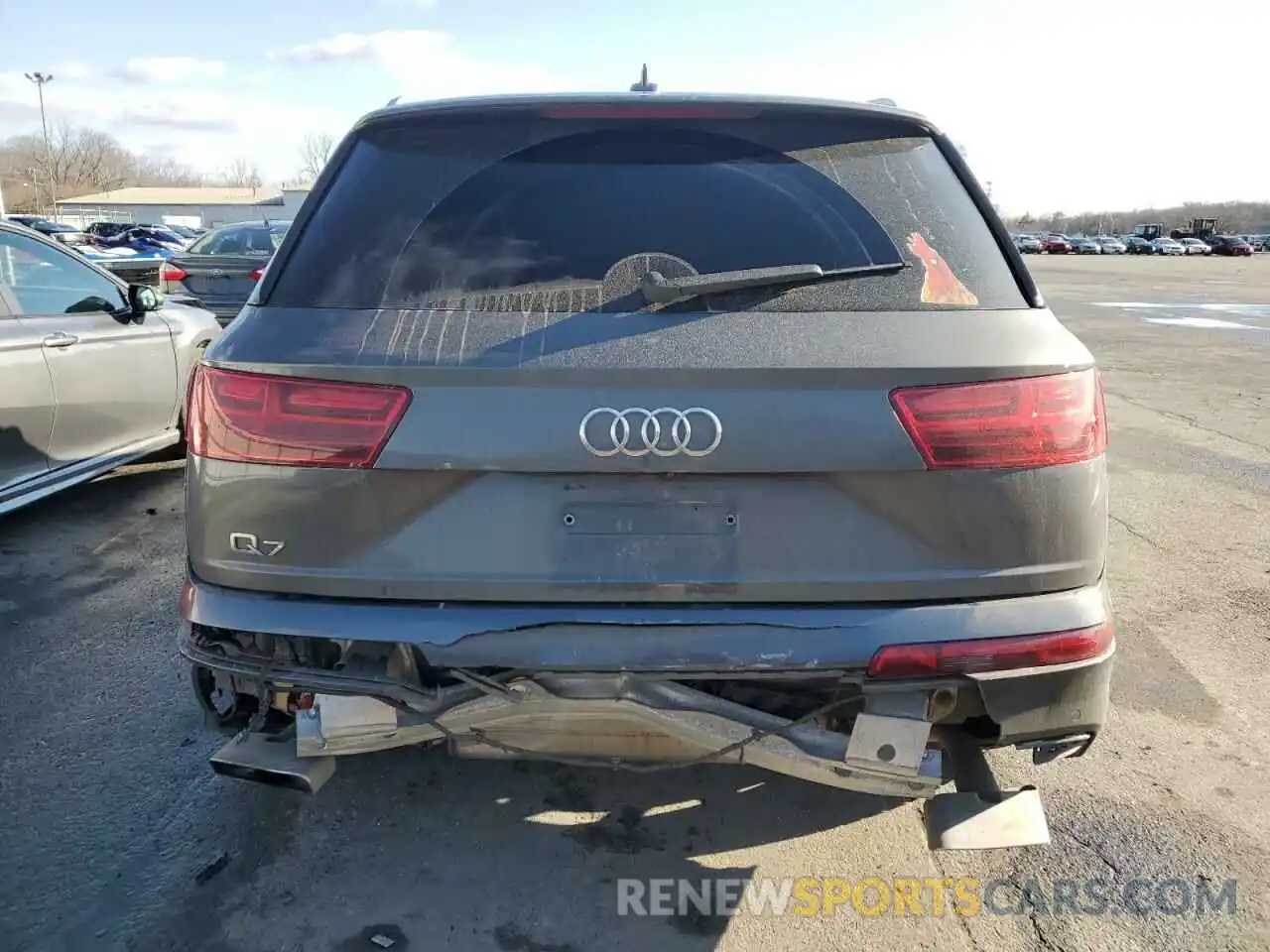 6 Photograph of a damaged car WA1LAAF70KD017858 AUDI Q7 2019