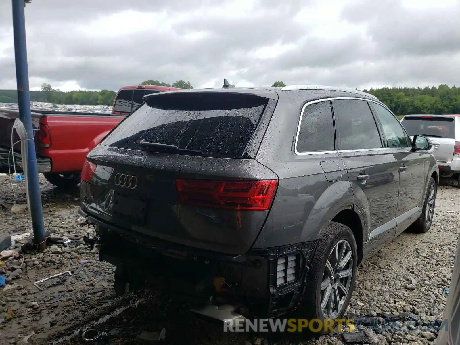 4 Photograph of a damaged car WA1LAAF70KD023028 AUDI Q7 2019