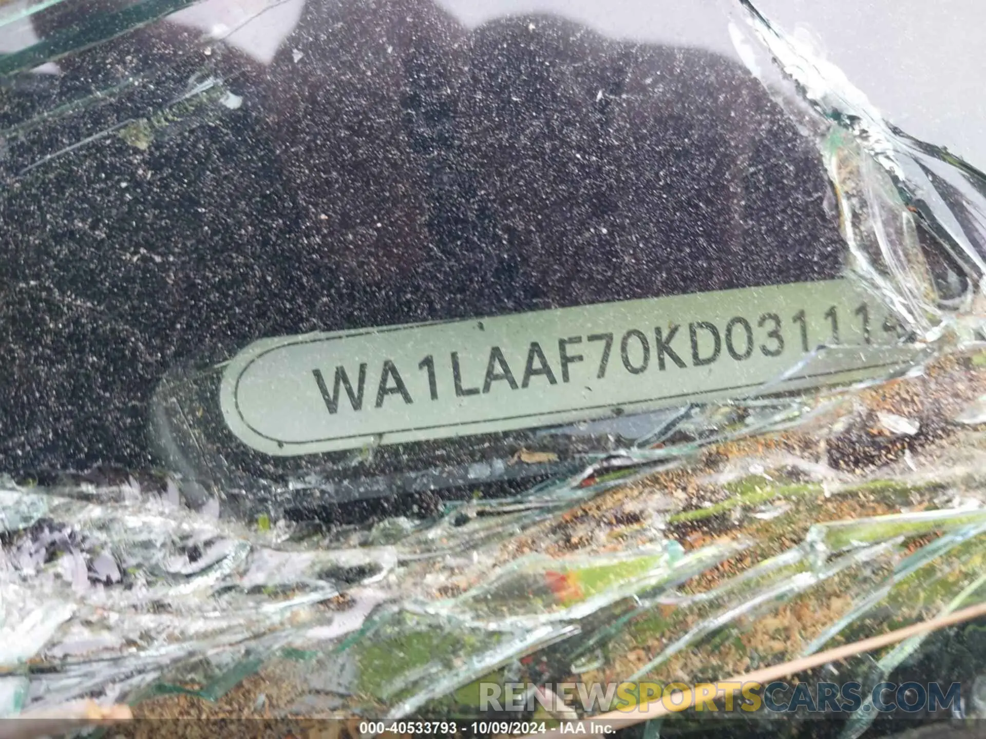 9 Photograph of a damaged car WA1LAAF70KD031114 AUDI Q7 2019