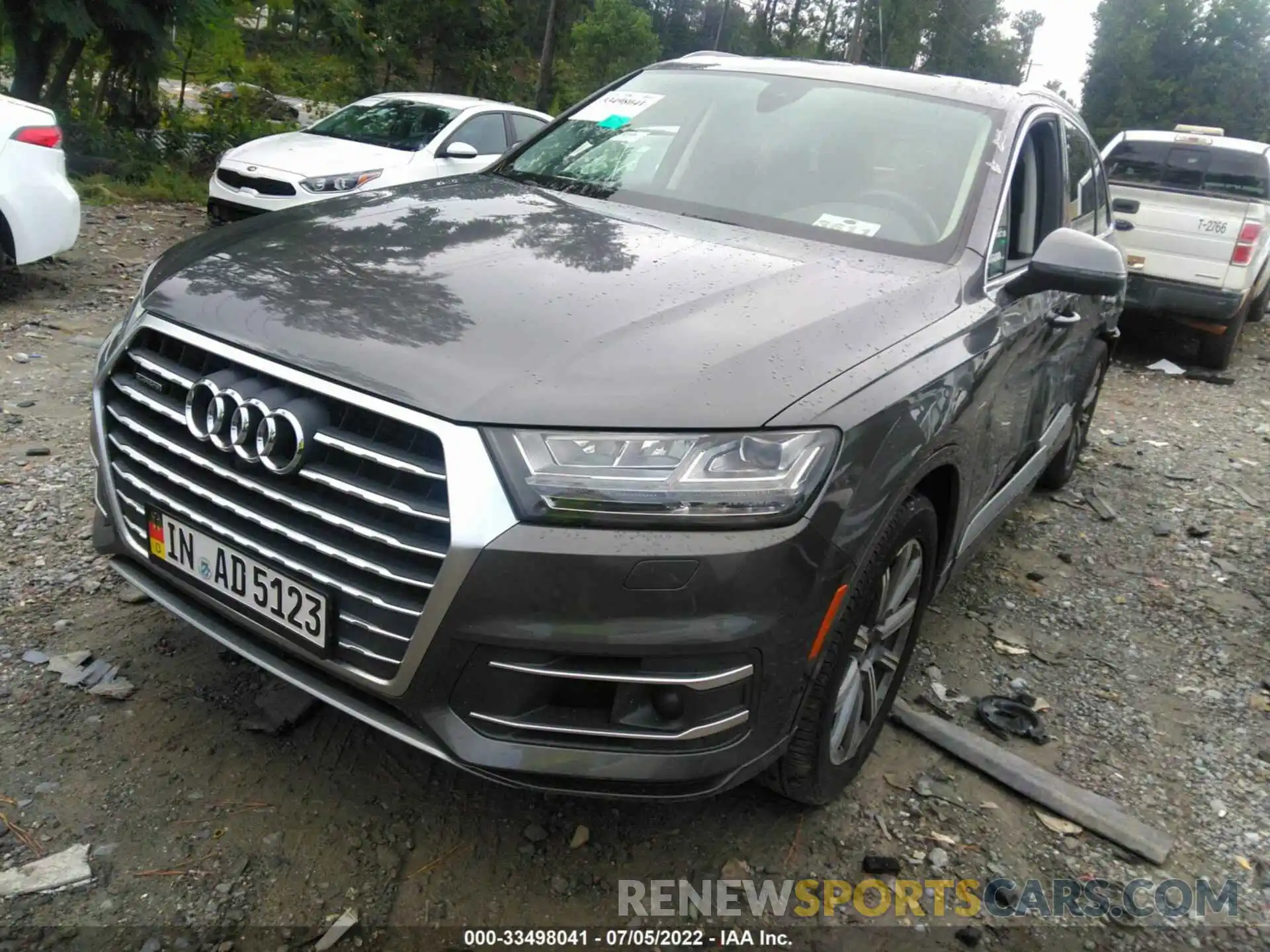 2 Photograph of a damaged car WA1LAAF70KD037561 AUDI Q7 2019