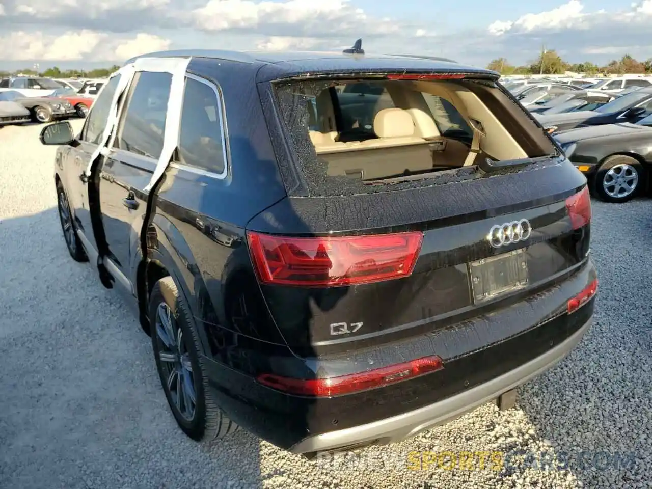 3 Photograph of a damaged car WA1LAAF70KD048396 AUDI Q7 2019