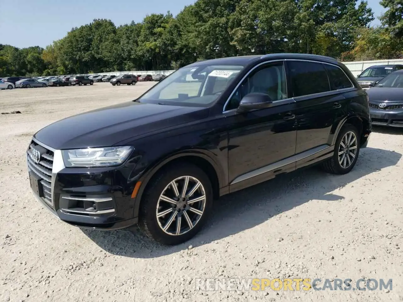 1 Photograph of a damaged car WA1LAAF71KD015617 AUDI Q7 2019