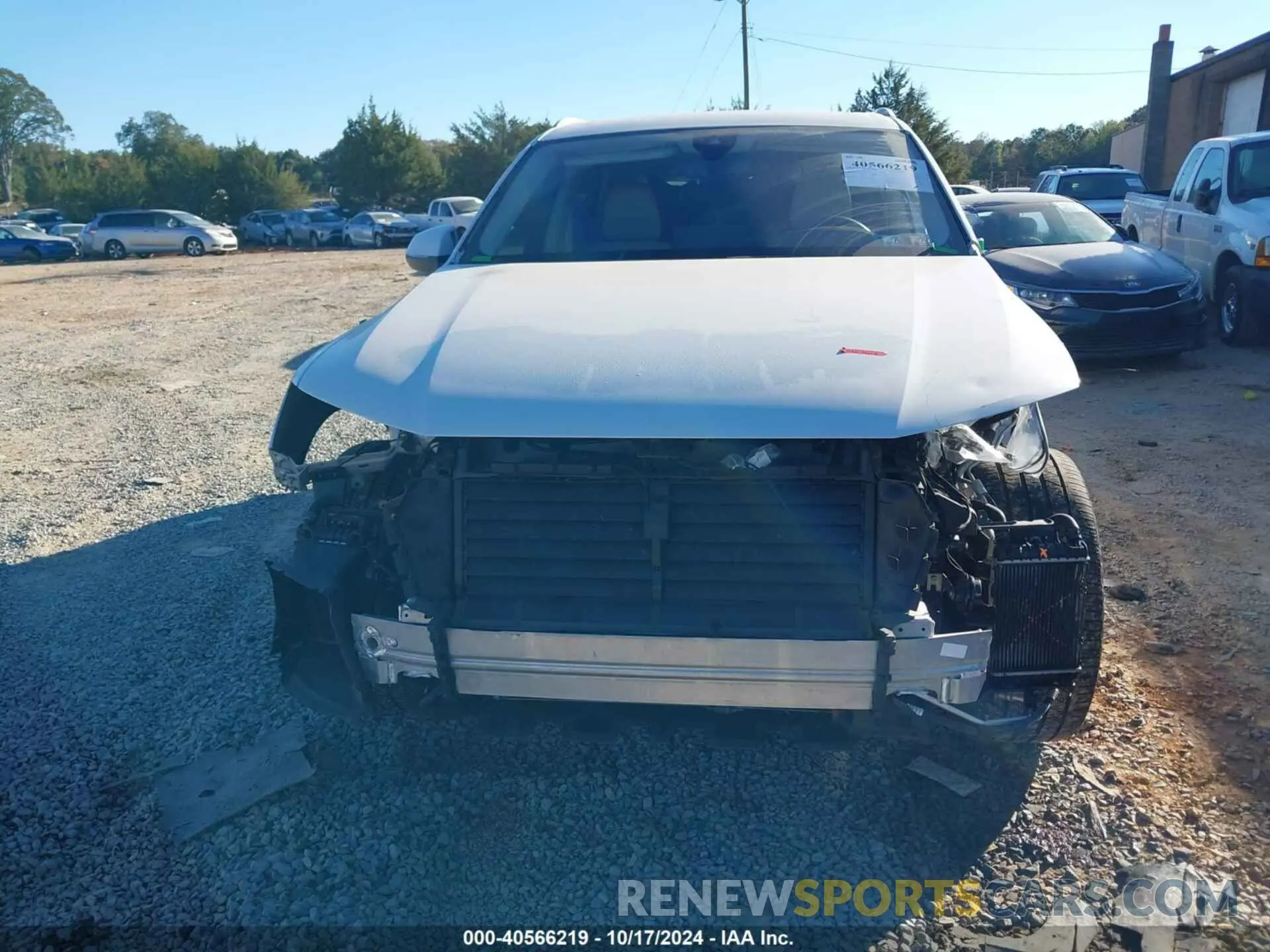 13 Photograph of a damaged car WA1LAAF71KD033079 AUDI Q7 2019
