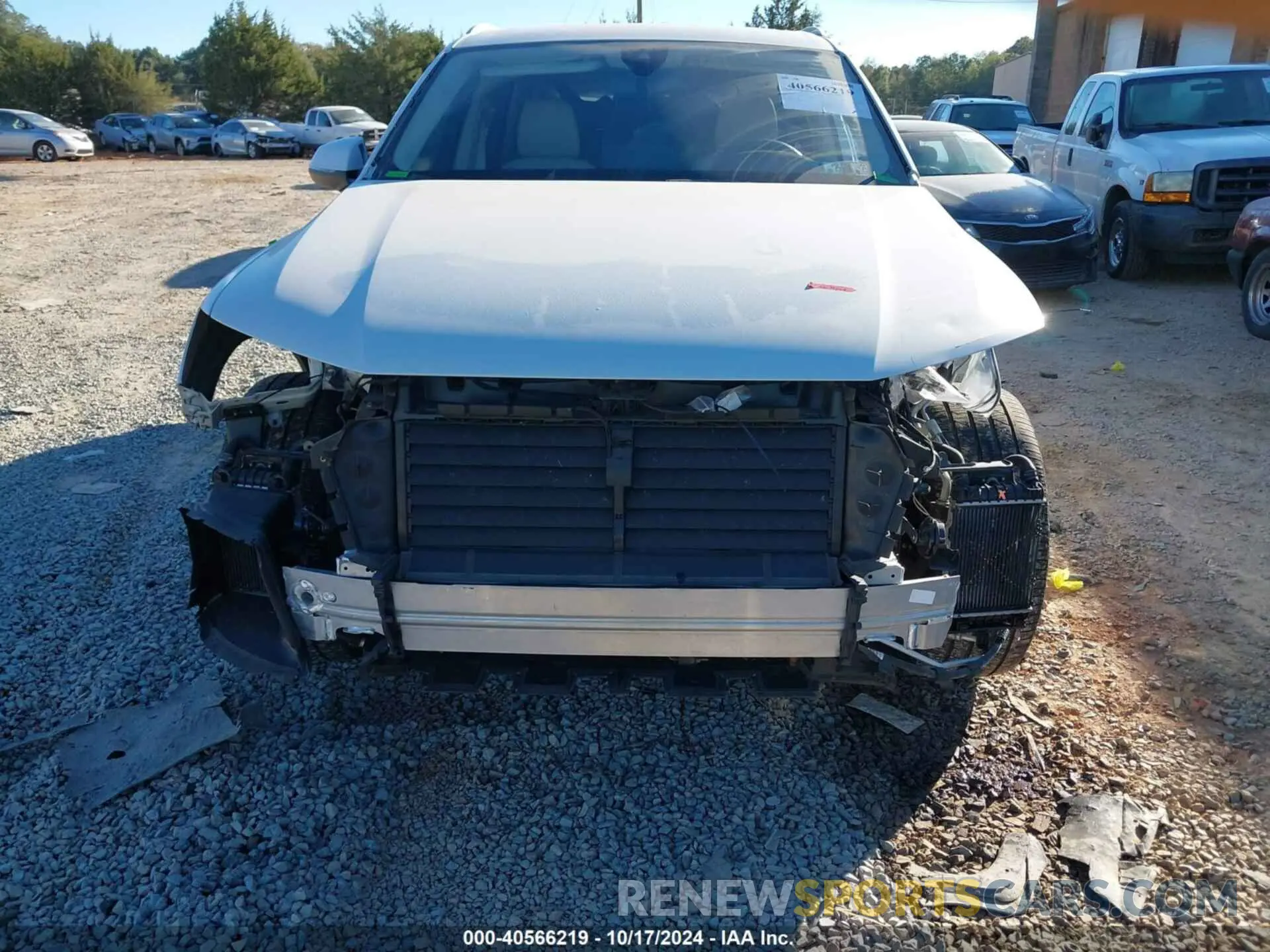 6 Photograph of a damaged car WA1LAAF71KD033079 AUDI Q7 2019