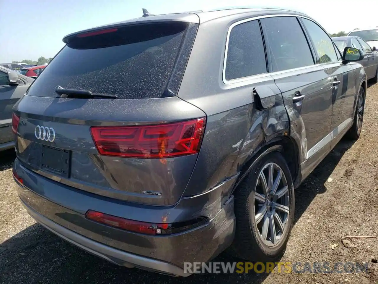 4 Photograph of a damaged car WA1LAAF71KD040842 AUDI Q7 2019