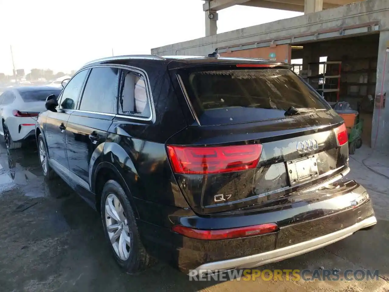 3 Photograph of a damaged car WA1LAAF71KD042302 AUDI Q7 2019