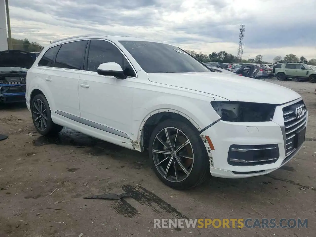 4 Photograph of a damaged car WA1LAAF71KD043207 AUDI Q7 2019