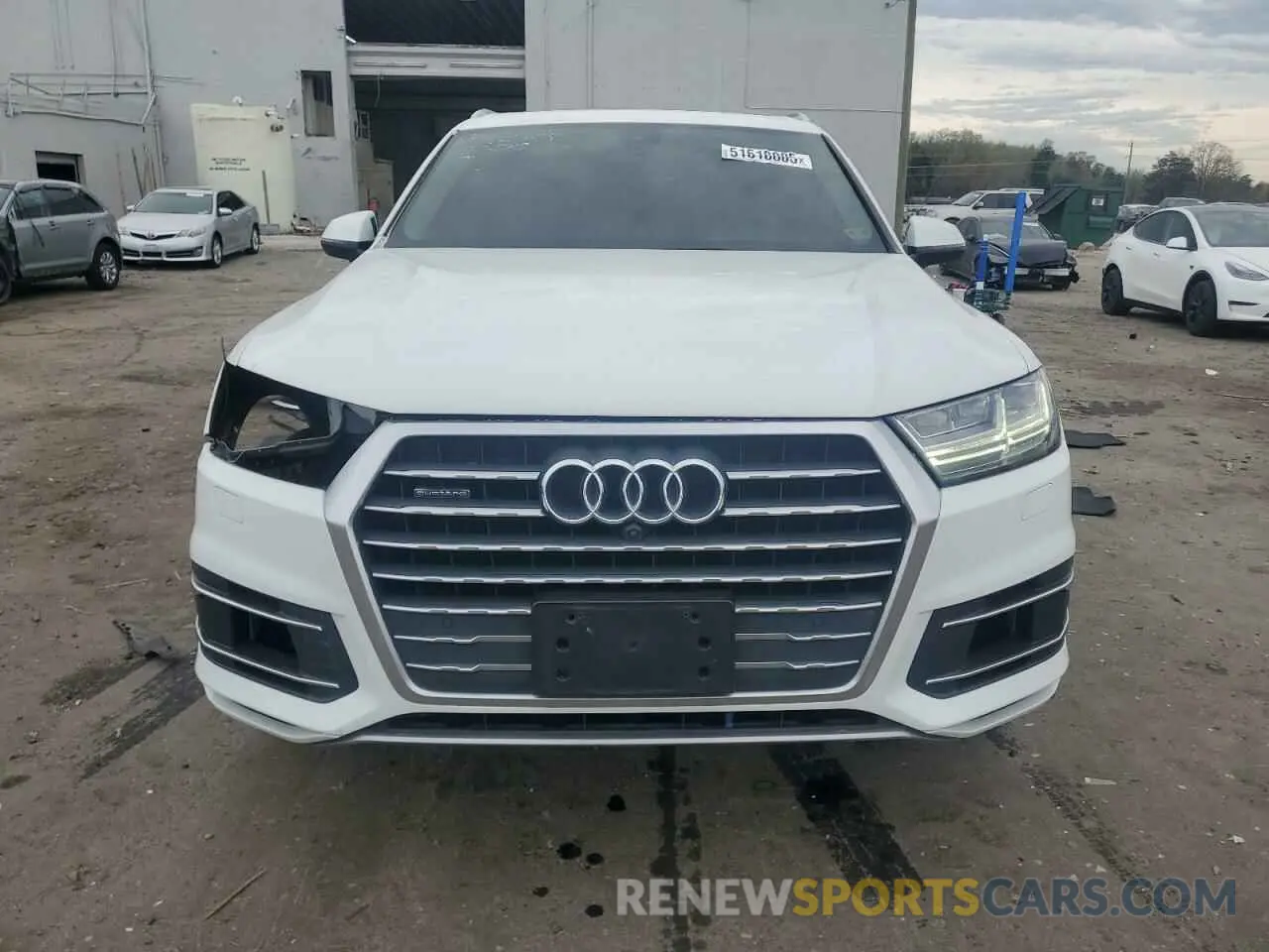 5 Photograph of a damaged car WA1LAAF71KD043207 AUDI Q7 2019