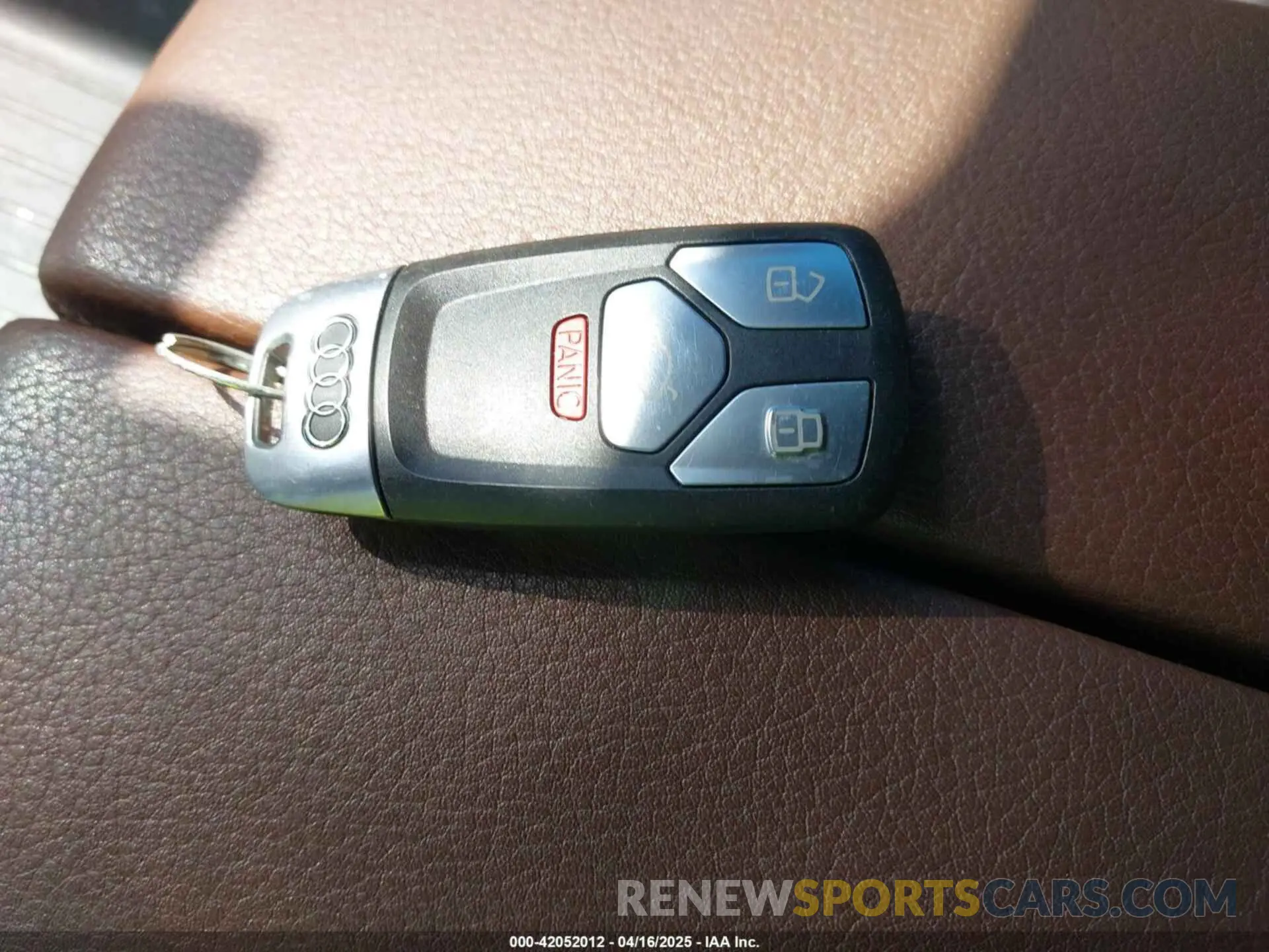 11 Photograph of a damaged car WA1LAAF72KD000785 AUDI Q7 2019