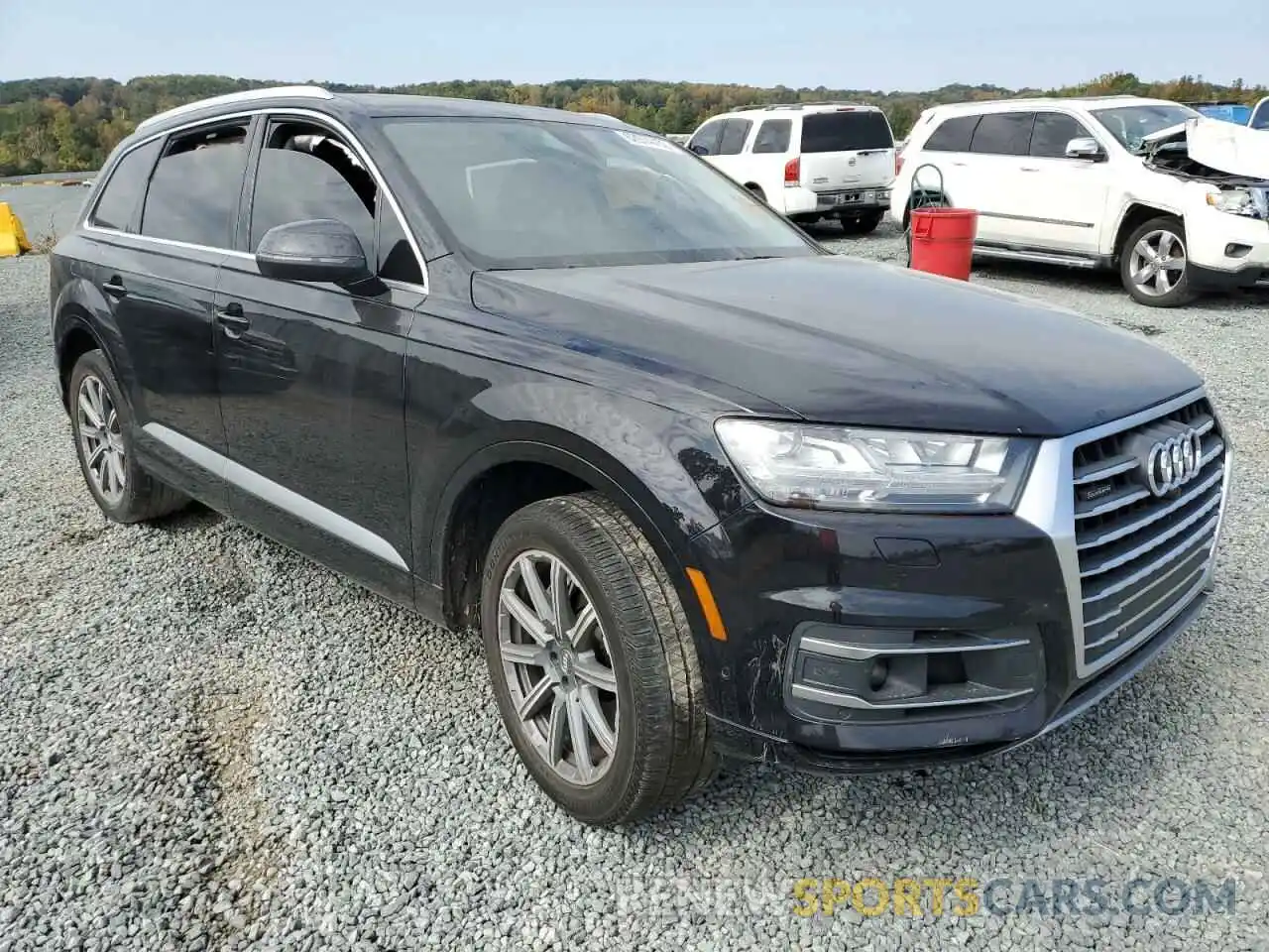 1 Photograph of a damaged car WA1LAAF72KD000964 AUDI Q7 2019