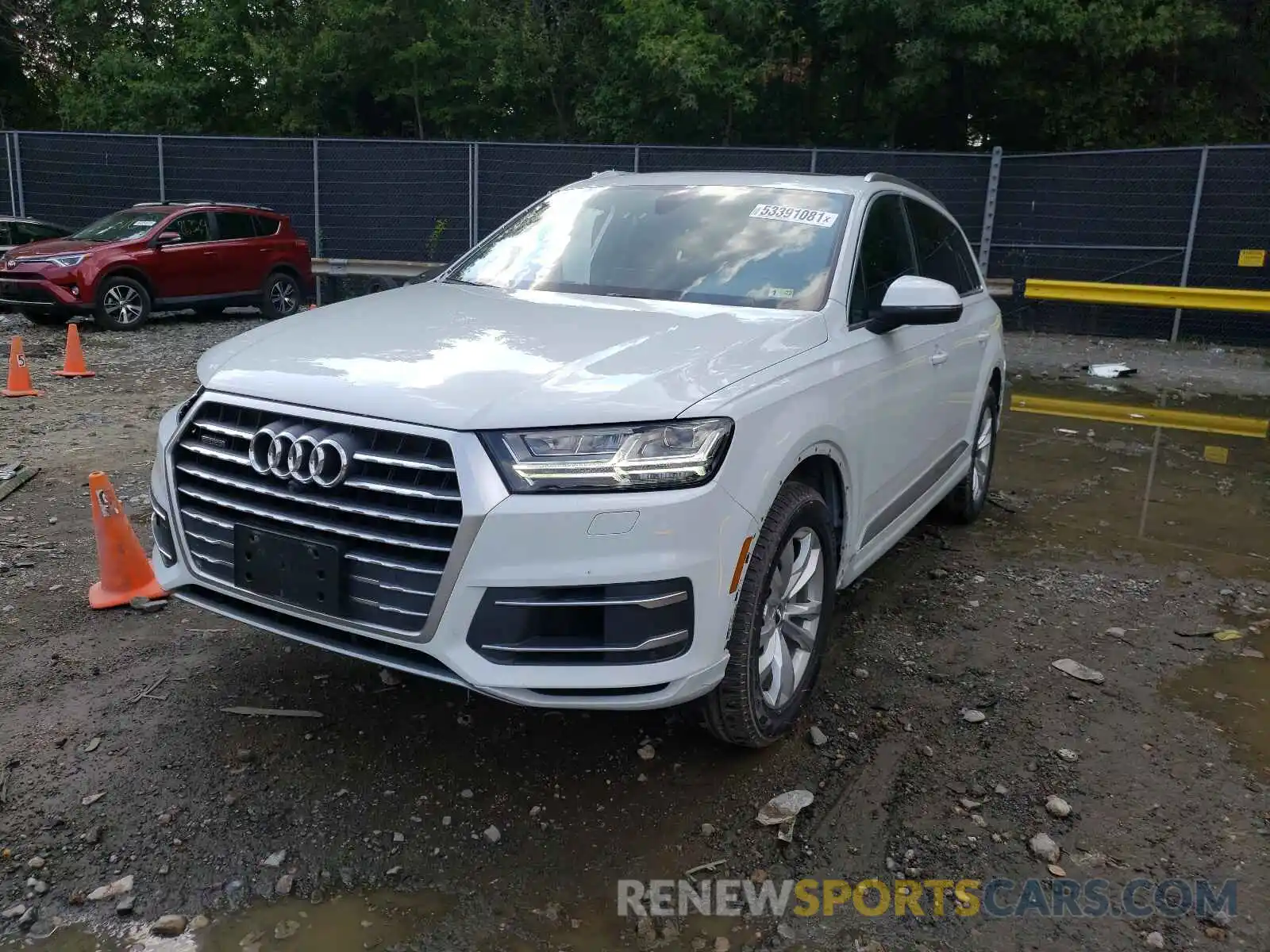 2 Photograph of a damaged car WA1LAAF72KD009583 AUDI Q7 2019