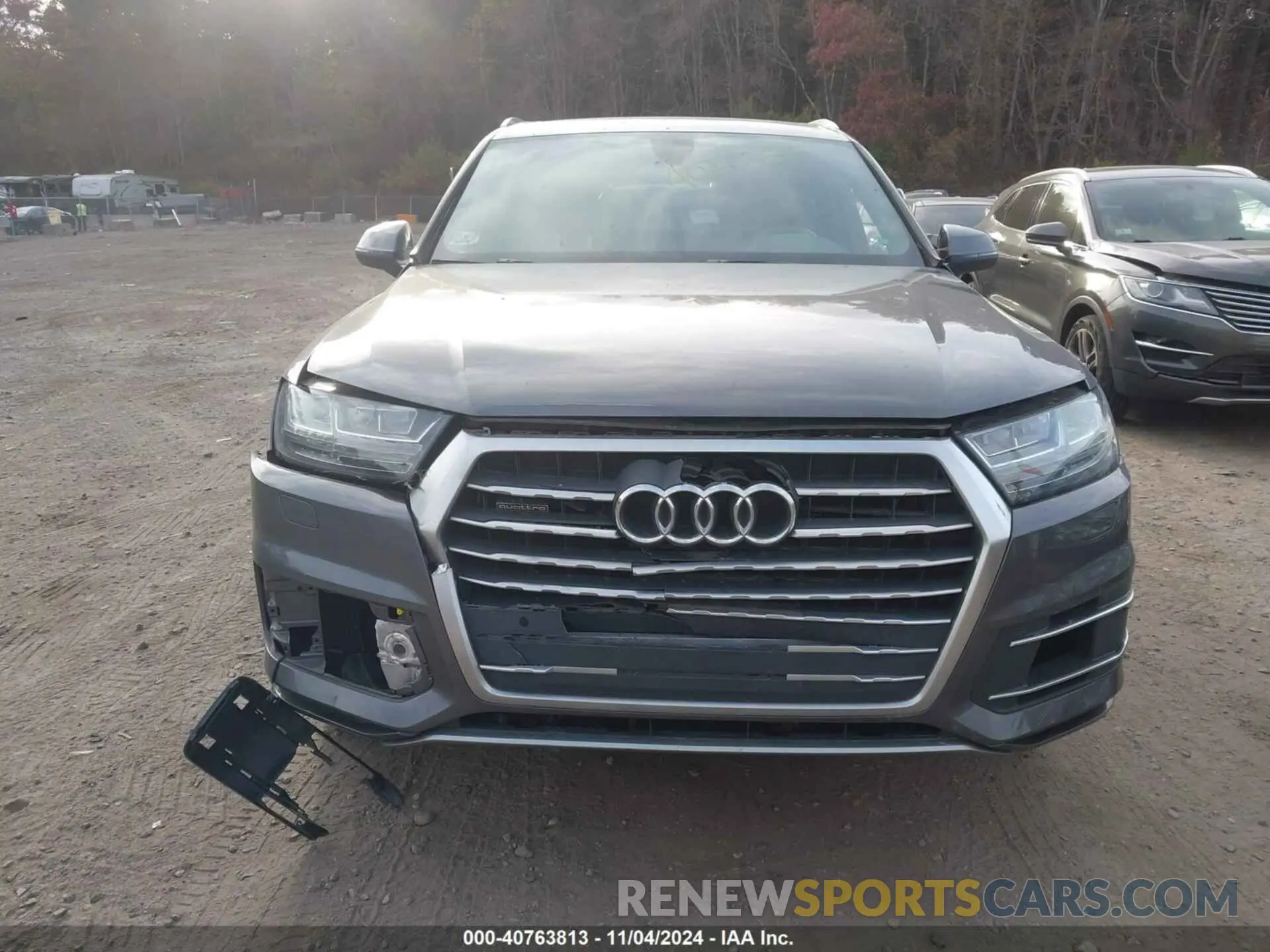 12 Photograph of a damaged car WA1LAAF72KD020194 AUDI Q7 2019