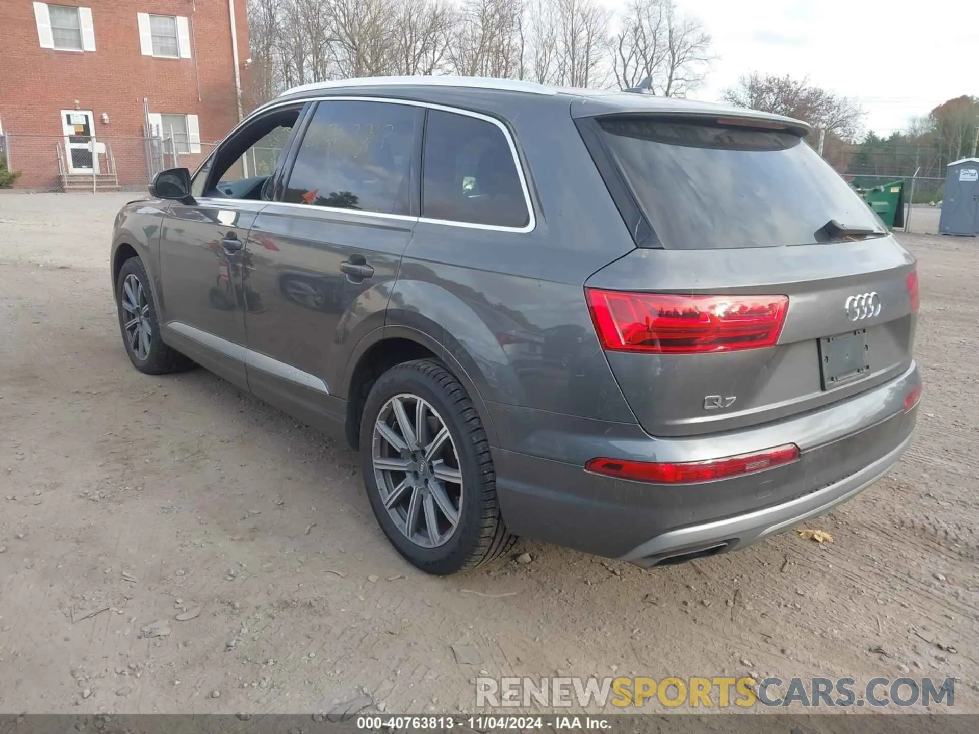 3 Photograph of a damaged car WA1LAAF72KD020194 AUDI Q7 2019