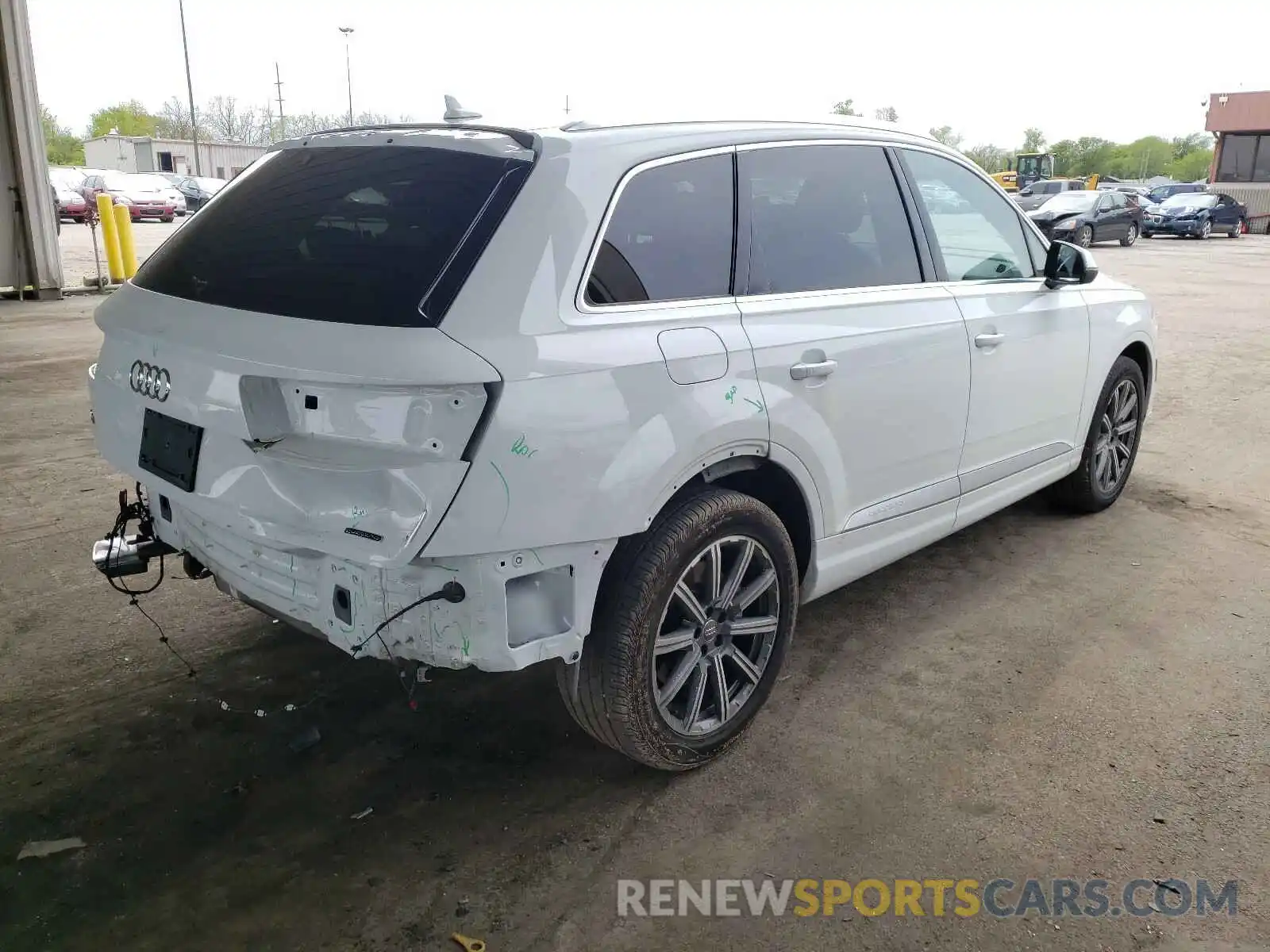 4 Photograph of a damaged car WA1LAAF72KD028702 AUDI Q7 2019