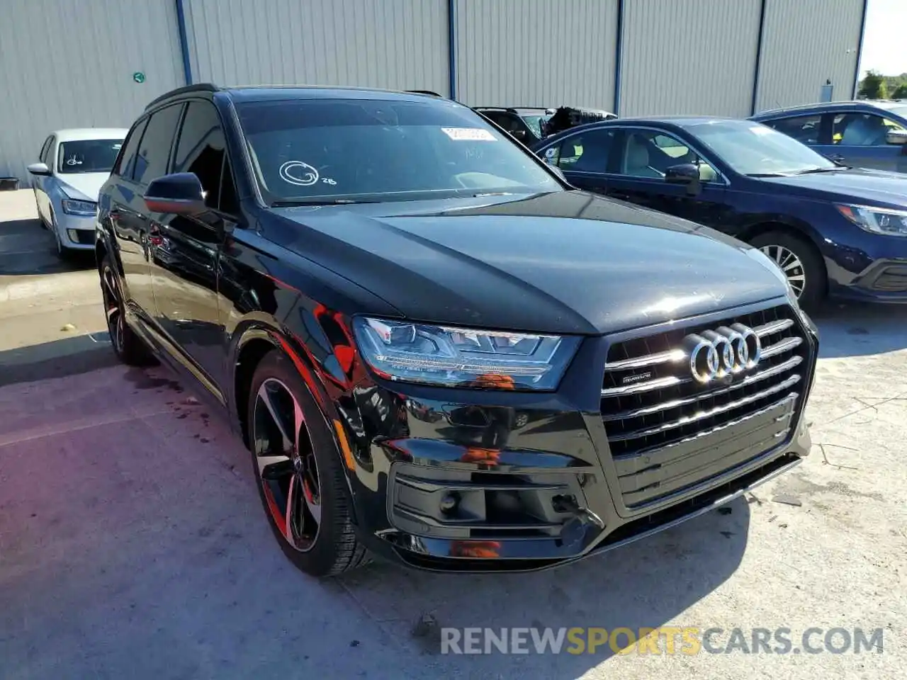 1 Photograph of a damaged car WA1LAAF72KD045516 AUDI Q7 2019