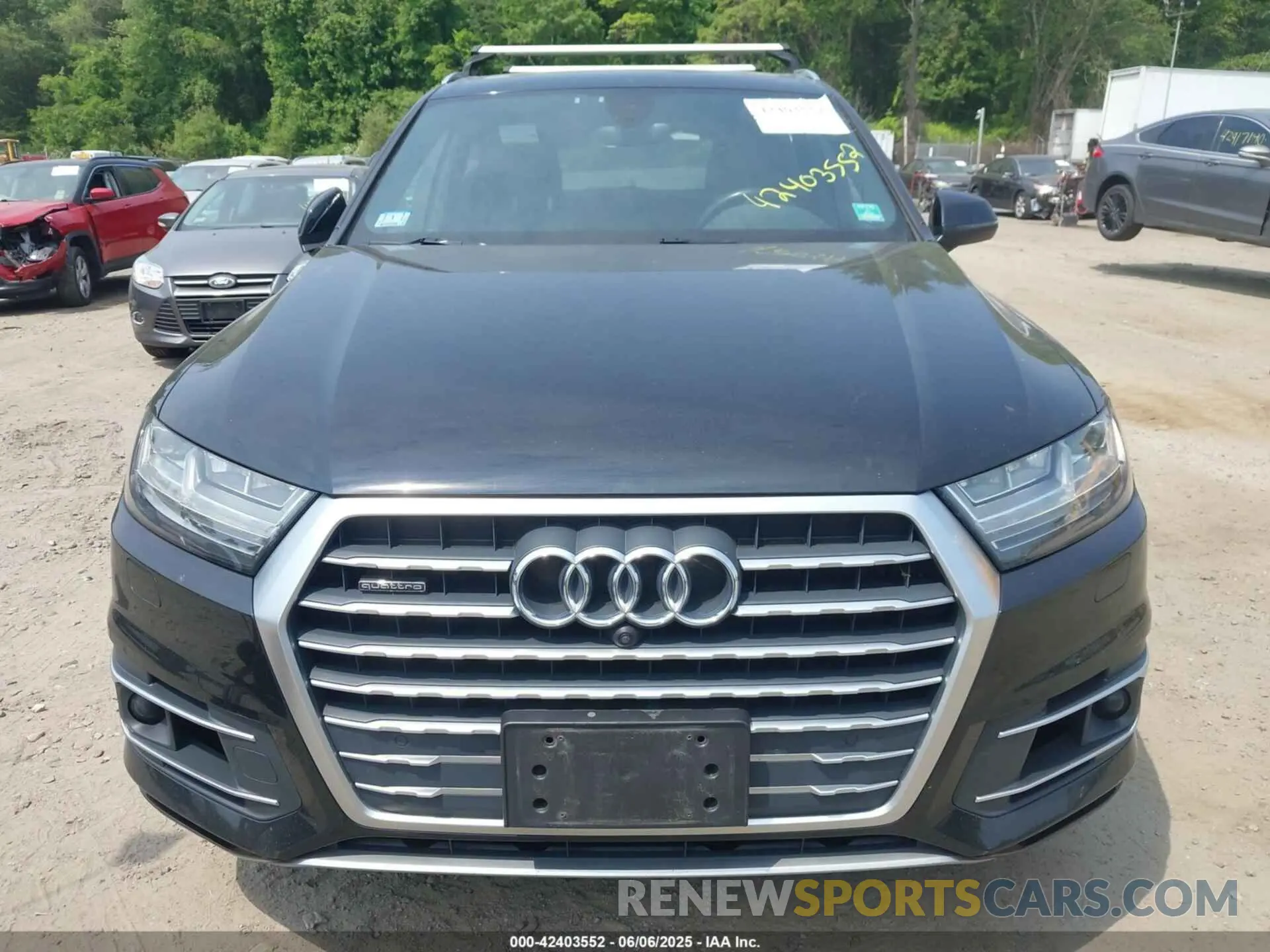 12 Photograph of a damaged car WA1LAAF72KD046763 AUDI Q7 2019