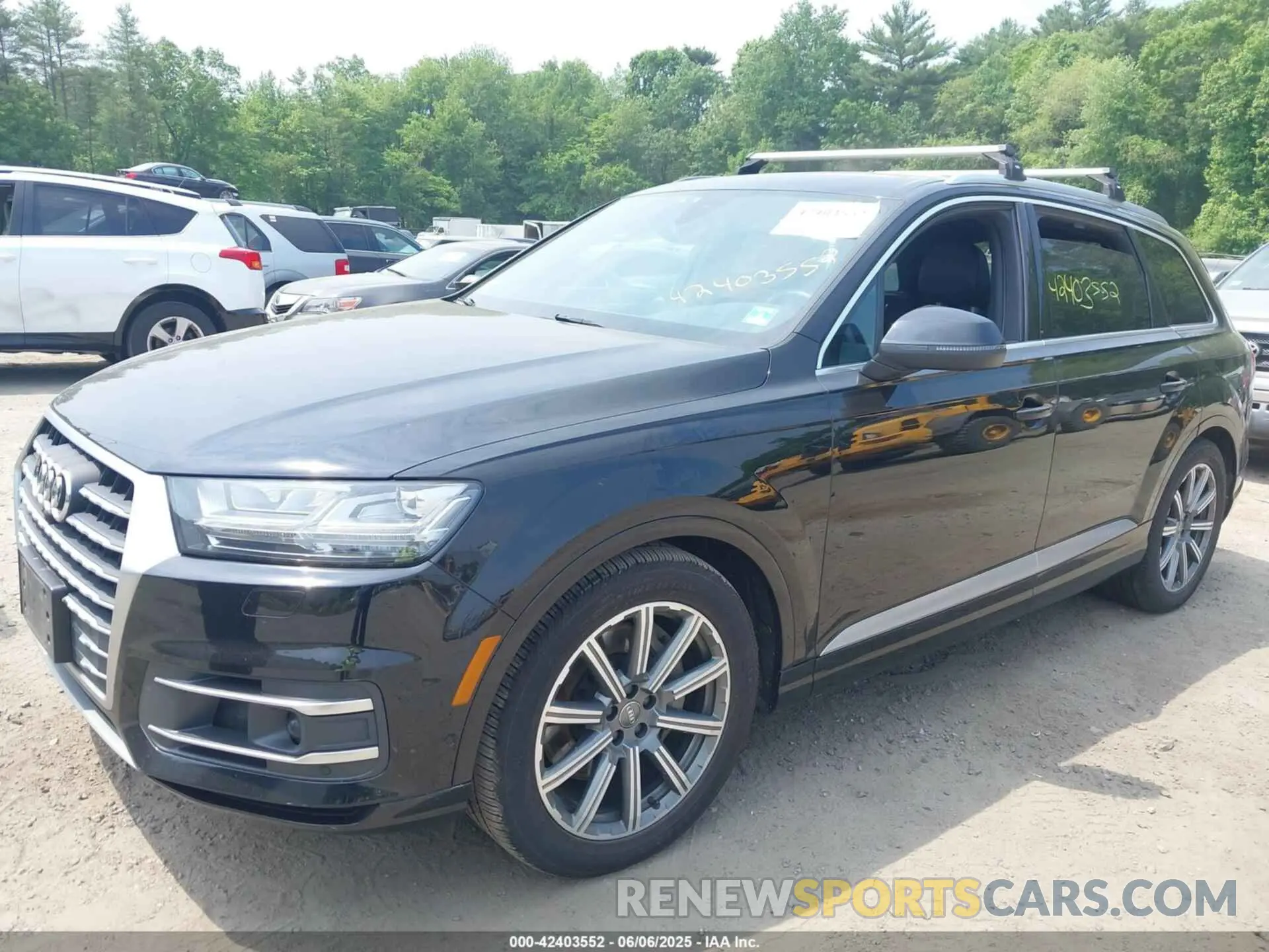 2 Photograph of a damaged car WA1LAAF72KD046763 AUDI Q7 2019