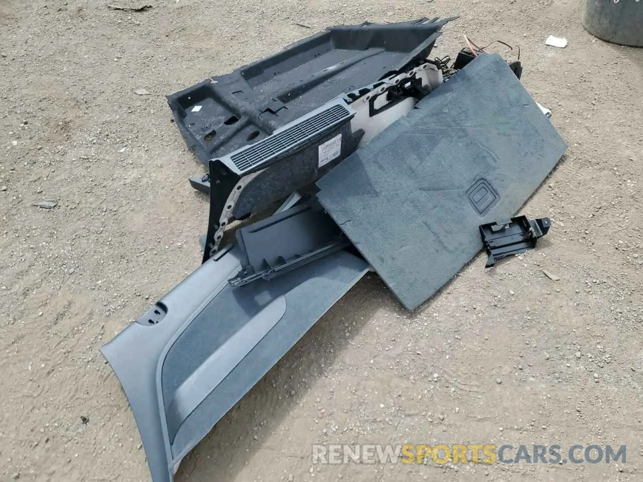 13 Photograph of a damaged car WA1LAAF73KD000326 AUDI Q7 2019