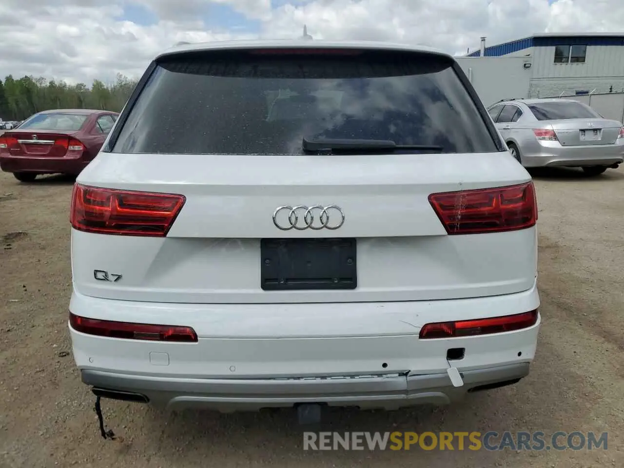 6 Photograph of a damaged car WA1LAAF73KD000326 AUDI Q7 2019